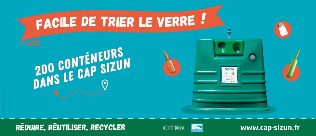 Poster promoting glass recycling in Cap Sizun: orange banner reads 'FACILE DE TRIER LE VERRE !' with a green recycling bin on a teal background and floating bottle icons, plus text about 200 containers in Cap Sizun.